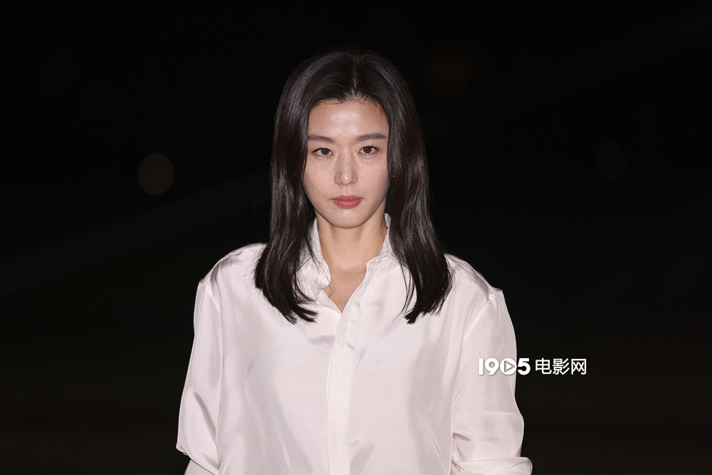 全智贤被爆逃税！追缴2000万税款 经纪公司回应-起点剧情网
