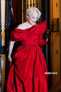 《穿普拉达的女王2》路透 梅姨×肯尼思夫妻约会-起点剧情网