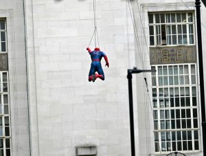 漫威《蜘蛛侠4》新片场照 蜘蛛侠和绿巨人现身-起点剧情网