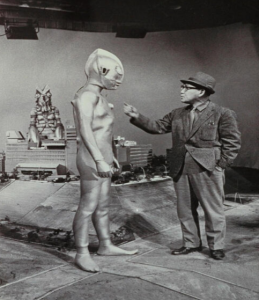 特摄之神圆谷英二斩获美国视效协会终身成就大奖-起点剧情网